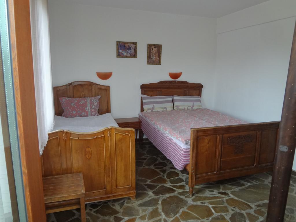 Guest House Diabora Arbanasi Exterior photo