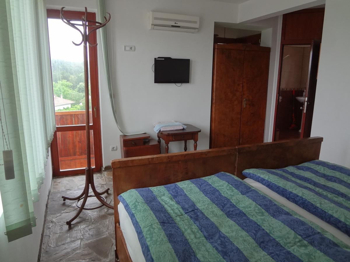 Guest House Diabora Arbanasi Exterior photo